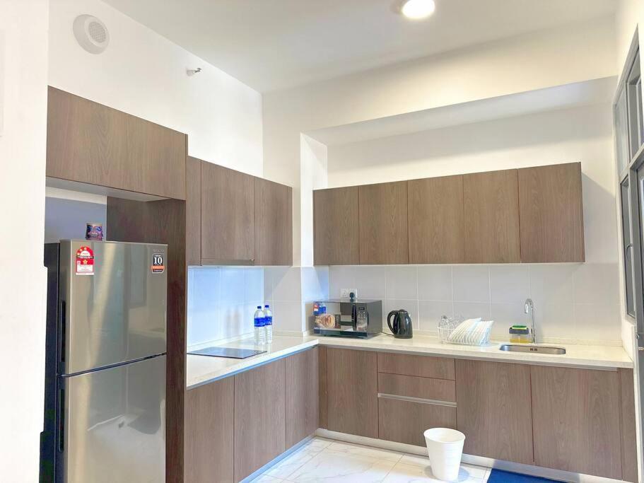 Netflix Two Bedroom Troika Kota Bharu Homestay 118 Экстерьер фото
