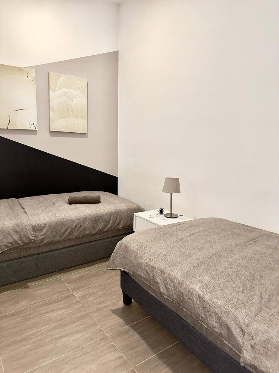 Netflix Two Bedroom Troika Kota Bharu Homestay 118 Экстерьер фото